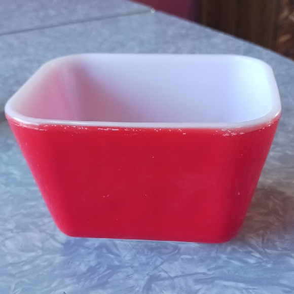 Pyrex Other - Pyrex~ Primary Red Small Refrigerator Dish